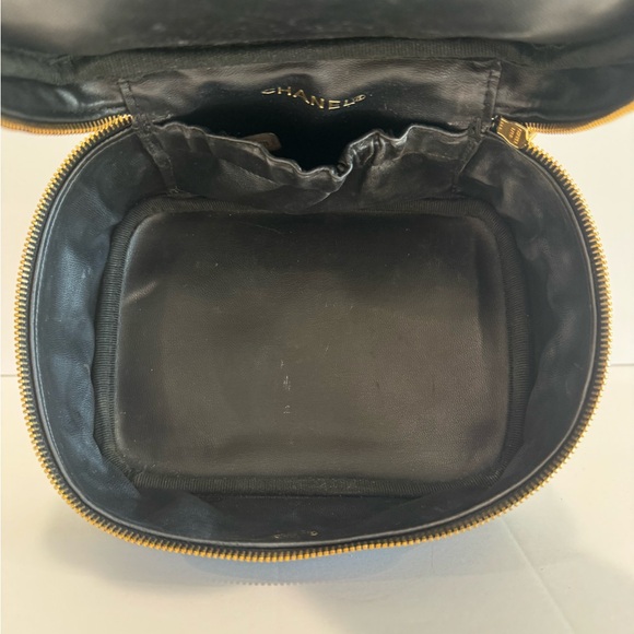 Chanel Lamb Skin Vanity Bag Cosmetic Pouch - Picture 11 of 16